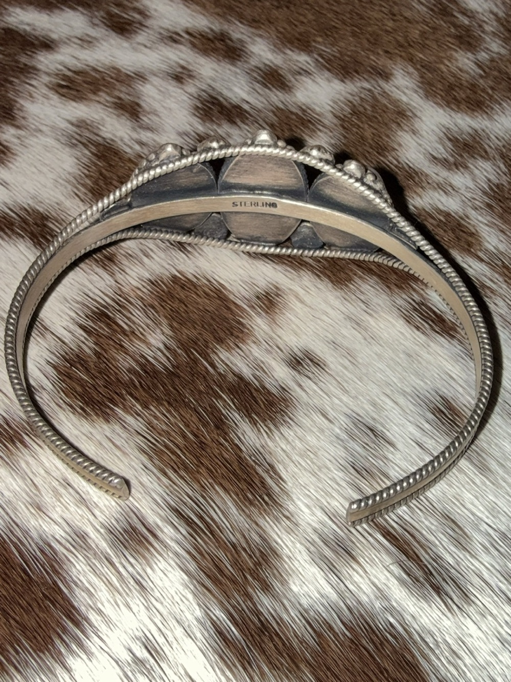 Sterling Silver Pink Conch Cuff Bracelet - Picture 4 of 14